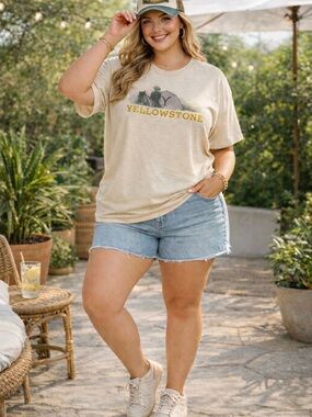 Yellowstone Graphic Tee - Beige Short Sleeve Top